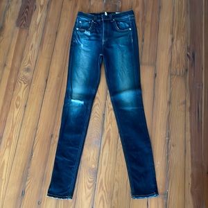 Rag & Bone skinny dark denim size 26.